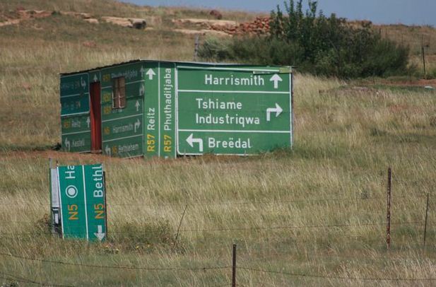 gps-road-signs-house-south-africa.jpg
